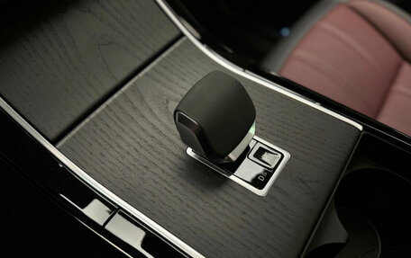 Land Rover Range Rover Evoque II, 2025 год, 6 250 000 рублей, 18 фотография
