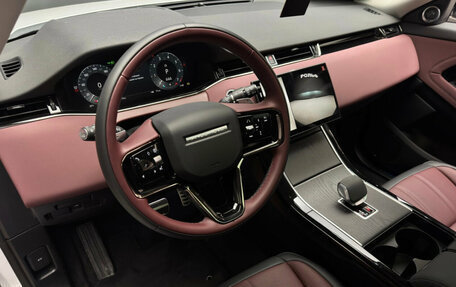 Land Rover Range Rover Evoque II, 2025 год, 6 250 000 рублей, 10 фотография