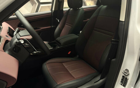 Land Rover Range Rover Evoque II, 2025 год, 6 250 000 рублей, 13 фотография