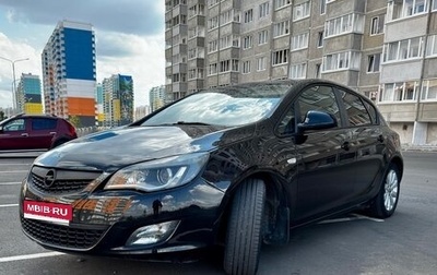 Opel Astra J, 2011 год, 635 000 рублей, 1 фотография
