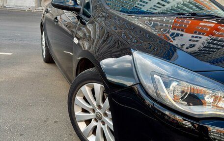 Opel Astra J, 2011 год, 635 000 рублей, 3 фотография
