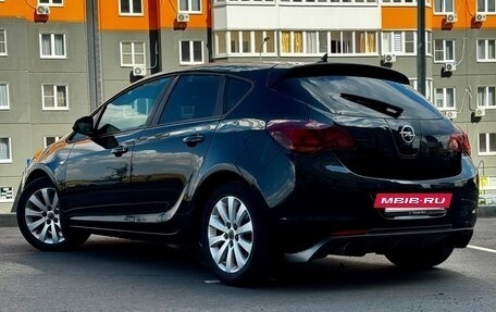 Opel Astra J, 2011 год, 635 000 рублей, 9 фотография