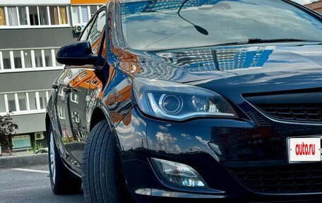 Opel Astra J, 2011 год, 635 000 рублей, 21 фотография