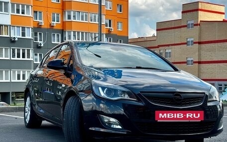 Opel Astra J, 2011 год, 635 000 рублей, 18 фотография