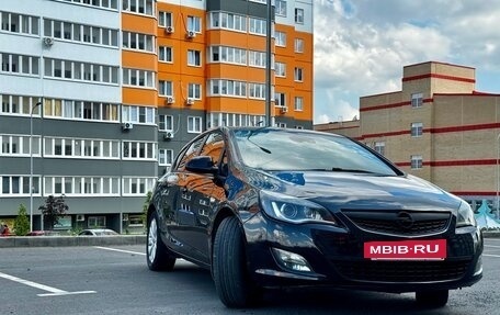 Opel Astra J, 2011 год, 635 000 рублей, 17 фотография