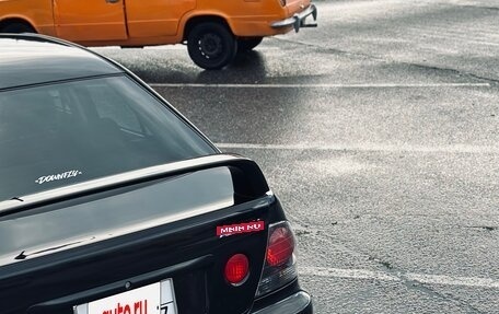 Toyota Altezza, 1999 год, 1 000 000 рублей, 11 фотография