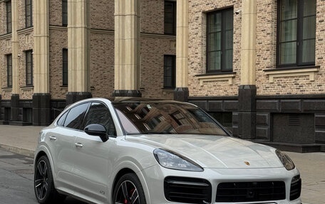 Porsche Cayenne III, 2022 год, 13 500 000 рублей, 2 фотография