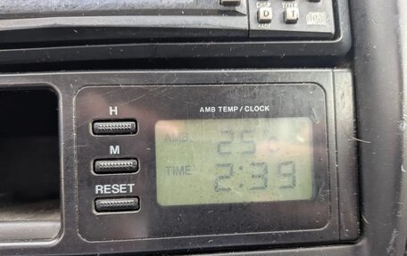 Mazda 323, 1999 год, 250 000 рублей, 8 фотография