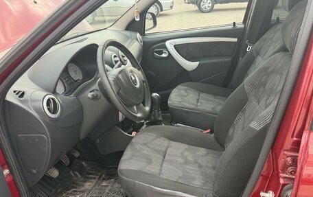 Renault Logan I, 2013 год, 580 000 рублей, 6 фотография