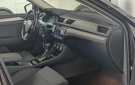 Skoda Superb III рестайлинг, 2016 год, 1 599 000 рублей, 5 фотография