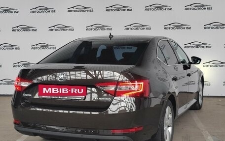 Skoda Superb III рестайлинг, 2016 год, 1 599 000 рублей, 4 фотография