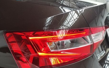Skoda Superb III рестайлинг, 2016 год, 1 599 000 рублей, 19 фотография
