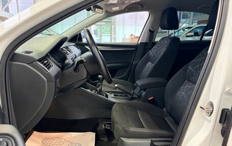 Skoda Octavia, 2019 год, 1 759 000 рублей, 8 фотография