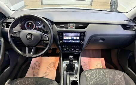 Skoda Octavia, 2019 год, 1 759 000 рублей, 11 фотография