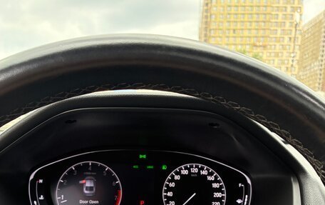 Honda Accord IX рестайлинг, 2019 год, 1 950 000 рублей, 13 фотография