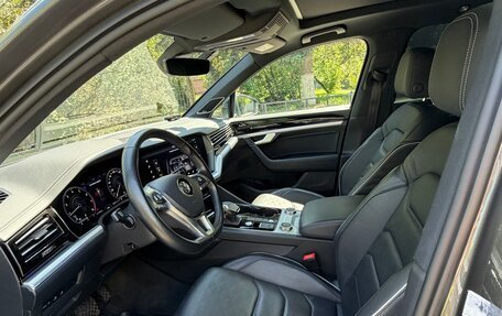 Volkswagen Touareg III, 2020 год, 4 900 000 рублей, 10 фотография
