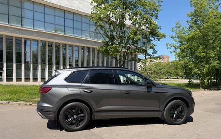 Volkswagen Touareg III, 2020 год, 4 900 000 рублей, 5 фотография