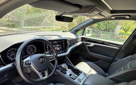 Volkswagen Touareg III, 2020 год, 4 900 000 рублей, 12 фотография