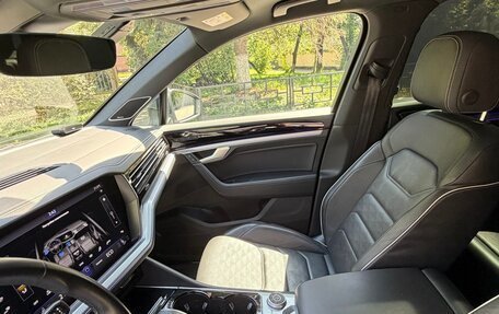 Volkswagen Touareg III, 2020 год, 4 900 000 рублей, 13 фотография