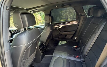 Volkswagen Touareg III, 2020 год, 4 900 000 рублей, 14 фотография