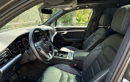 Volkswagen Touareg III, 2020 год, 4 900 000 рублей, 15 фотография
