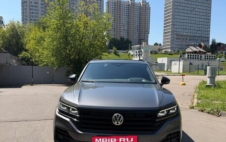 Volkswagen Touareg III, 2020 год, 4 900 000 рублей, 3 фотография