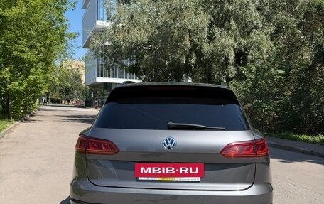 Volkswagen Touareg III, 2020 год, 4 900 000 рублей, 7 фотография