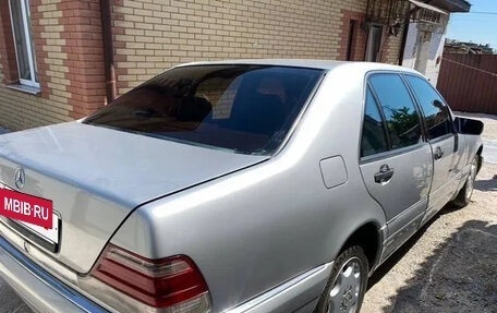 Mercedes-Benz S-Класс, 1995 год, 900 000 рублей, 3 фотография