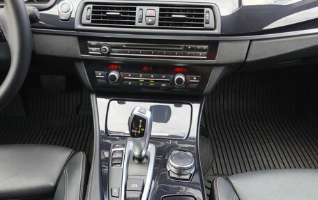 BMW 5 серия, 2016 год, 2 420 000 рублей, 17 фотография