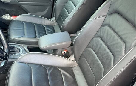 Volkswagen Tiguan II, 2020 год, 3 400 000 рублей, 15 фотография