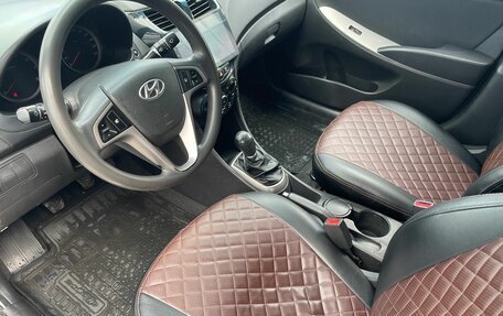 Hyundai Solaris II рестайлинг, 2015 год, 742 000 рублей, 9 фотография