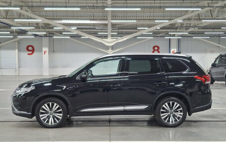 Mitsubishi Outlander III рестайлинг 3, 2019 год, 2 190 000 рублей, 12 фотография