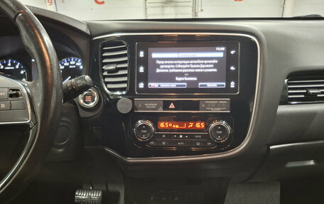 Mitsubishi Outlander III рестайлинг 3, 2019 год, 2 190 000 рублей, 19 фотография