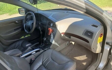 Volvo V70 III рестайлинг, 2001 год, 495 000 рублей, 1 фотография