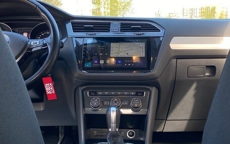 Volkswagen Tiguan II, 2017 год, 2 250 000 рублей, 26 фотография
