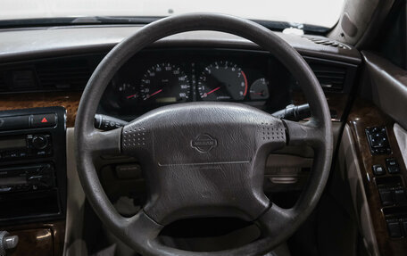 Nissan Laurel VIII, 2000 год, 489 000 рублей, 22 фотография