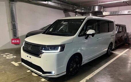 Honda Stepwgn, 2023 год, 2 700 000 рублей, 12 фотография