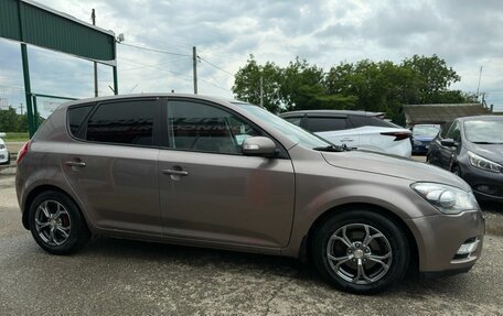 KIA cee'd I рестайлинг, 2011 год, 690 000 рублей, 4 фотография