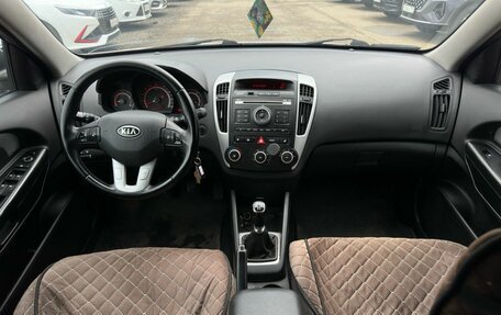 KIA cee'd I рестайлинг, 2011 год, 690 000 рублей, 9 фотография