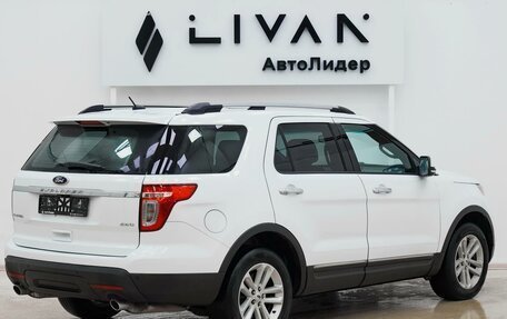 Ford Explorer VI, 2013 год, 1 435 000 рублей, 2 фотография