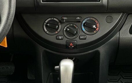 Nissan Note II рестайлинг, 2013 год, 965 000 рублей, 16 фотография