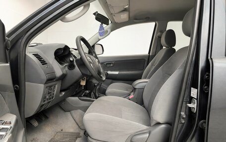 Toyota Hilux VII, 2012 год, 1 950 000 рублей, 7 фотография