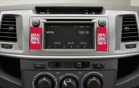 Toyota Hilux VII, 2012 год, 1 950 000 рублей, 13 фотография