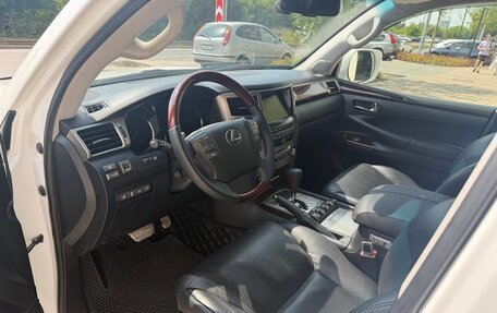 Lexus LX III, 2013 год, 4 300 000 рублей, 8 фотография