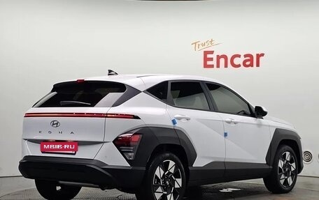 Hyundai Kona, 2024 год, 2 600 000 рублей, 3 фотография