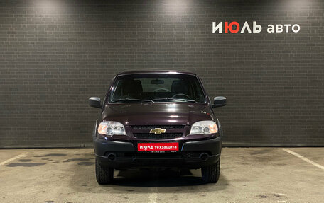 Chevrolet Niva I рестайлинг, 2018 год, 800 000 рублей, 2 фотография