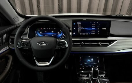 Chery Tiggo 8 Pro, 2021 год, 1 749 999 рублей, 10 фотография