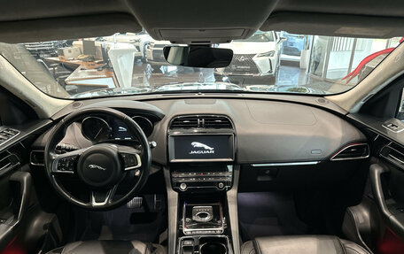 Jaguar F-Pace, 2019 год, 2 749 000 рублей, 18 фотография