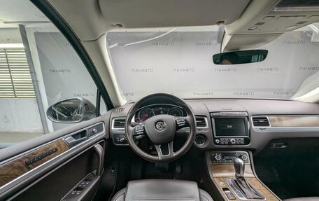 Volkswagen Touareg III, 2016 год, 3 157 000 рублей, 8 фотография