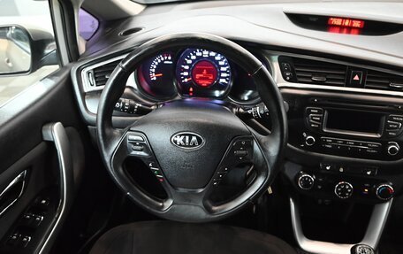 KIA cee'd III, 2015 год, 900 000 рублей, 11 фотография